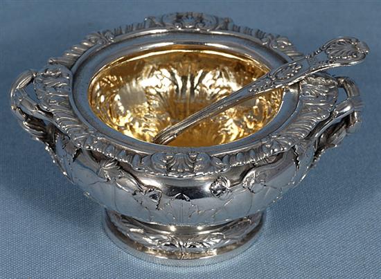 A heavy early Victorian two handled silver master table salt, by John Tapley, dia 135mm, weight 12.1oz/378grms.